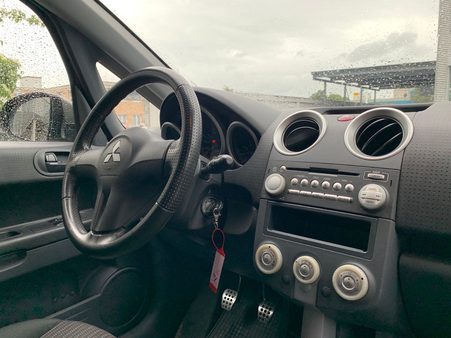 Mitsubishi Automobili: Mitsubishi Colt 1.3 16V – Usato da Bäch SZ venduto da Olivier_Sales 6
