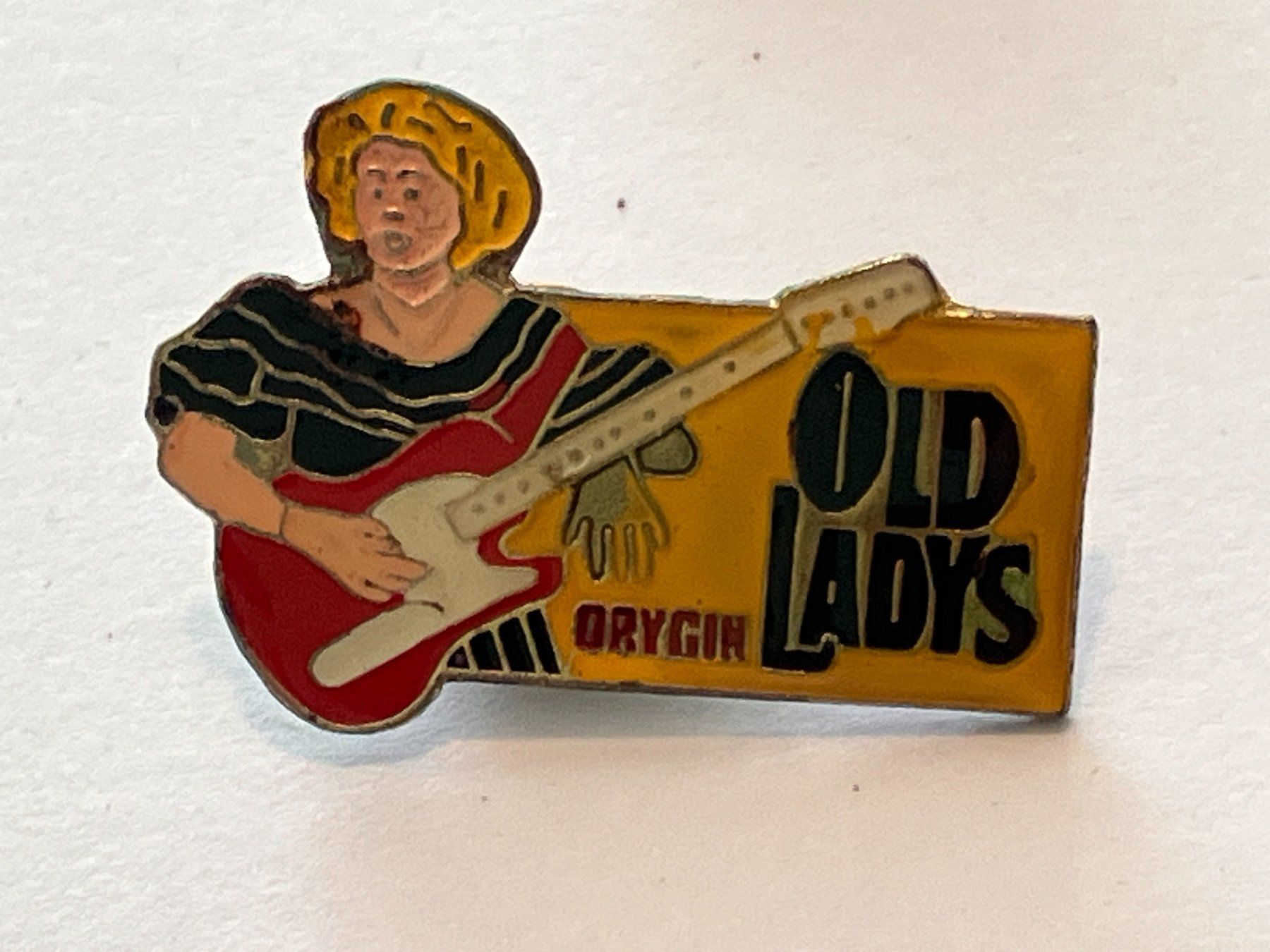 Placchette & Badge: 1 Pin Old Lady's – Usato da Basel venduto da djwwpp