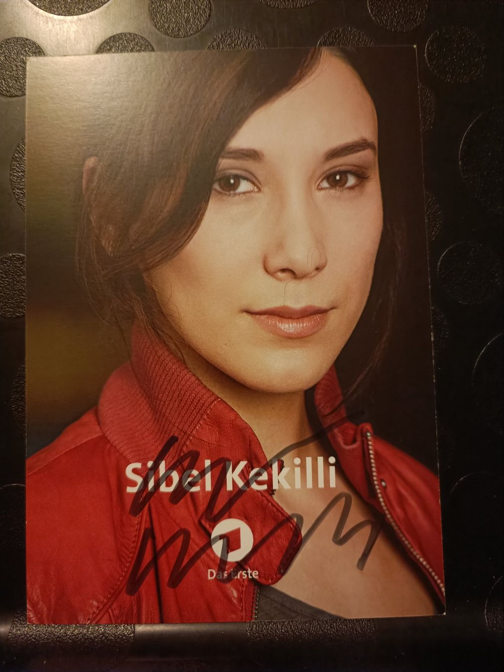 Autografi: Sibel Kekilli - handsigniert - Tatort Autogrammkarte – Usato da Menziken venduto da Artographs