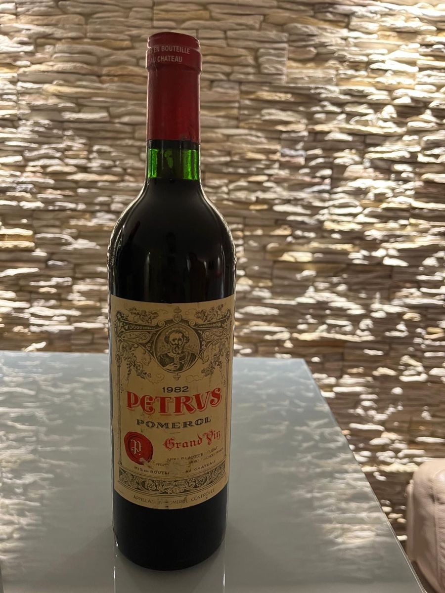 Château Pétrus Vino: Petrus 1982 bouteille  – Nuovo (secondo la descrizione) da Carouge GE venduto da jor_zbs6