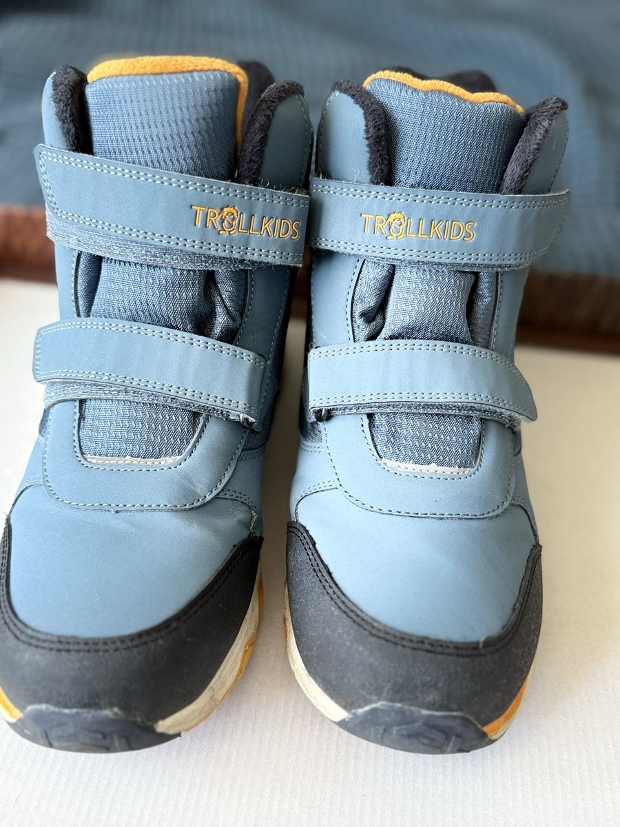 Chaussures garçon: Winter Schuh Gr39 Junge – D'occasion à Winkel par Olirickli05 2