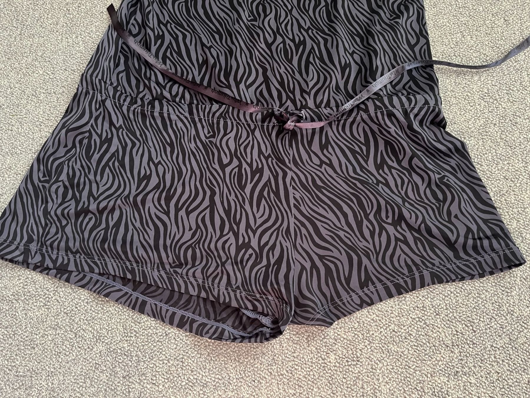 Triumph Negligees & Pigiami: TRIUMPH Nachtanzug Gr 36-38 – Nuovo (secondo la descrizione) da Rekingen AG venduto da Barmaleus 2