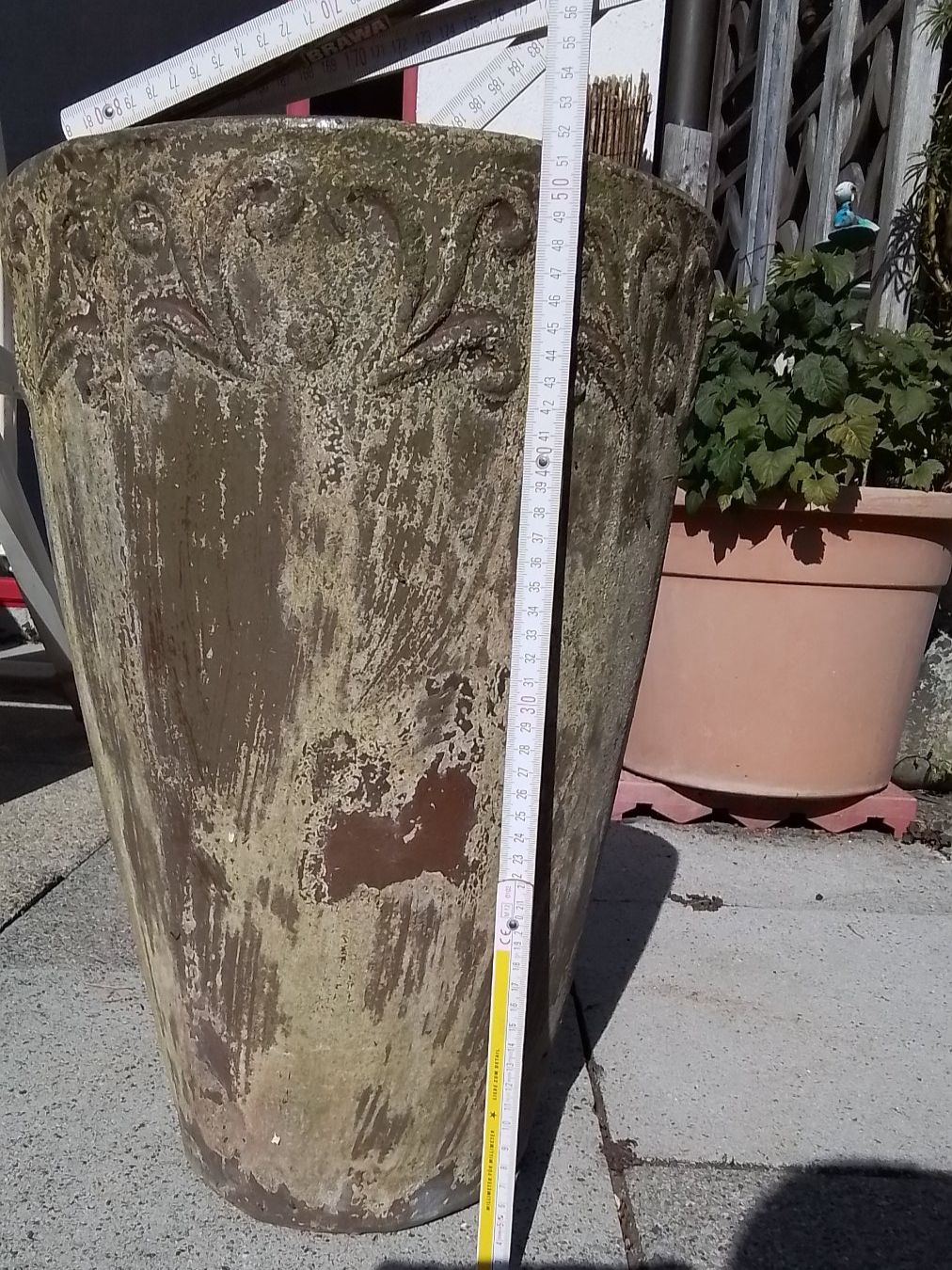 Vasi per fiori: Blumentopf 52cm hoch, 30cm Innendurchmesser, schwer Garten – Usato da Oberurnen venduto da DVDL