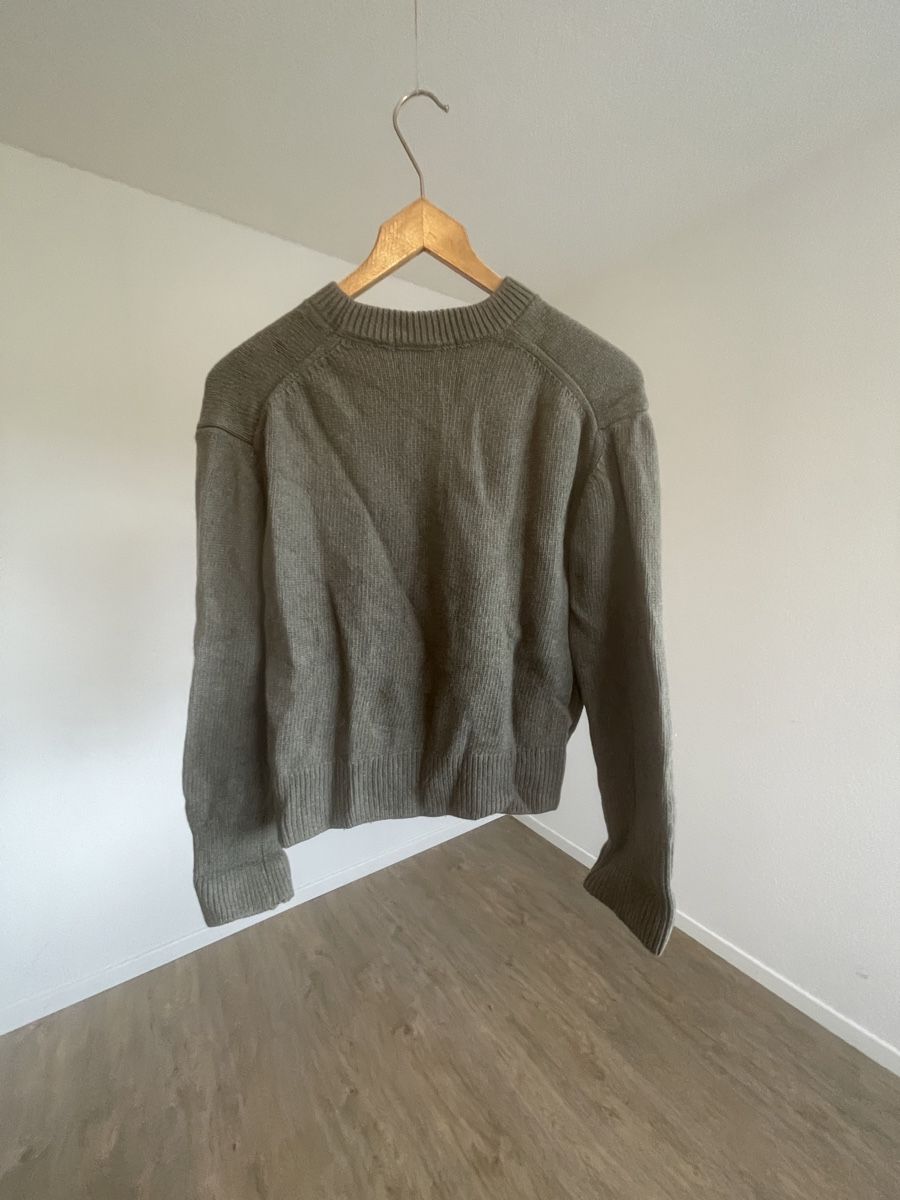 Zara Maglioni & Felpe: Kaki pullover Größe S     100% Wolle – Usato da Schlieren venduto da tam_6fl5 1