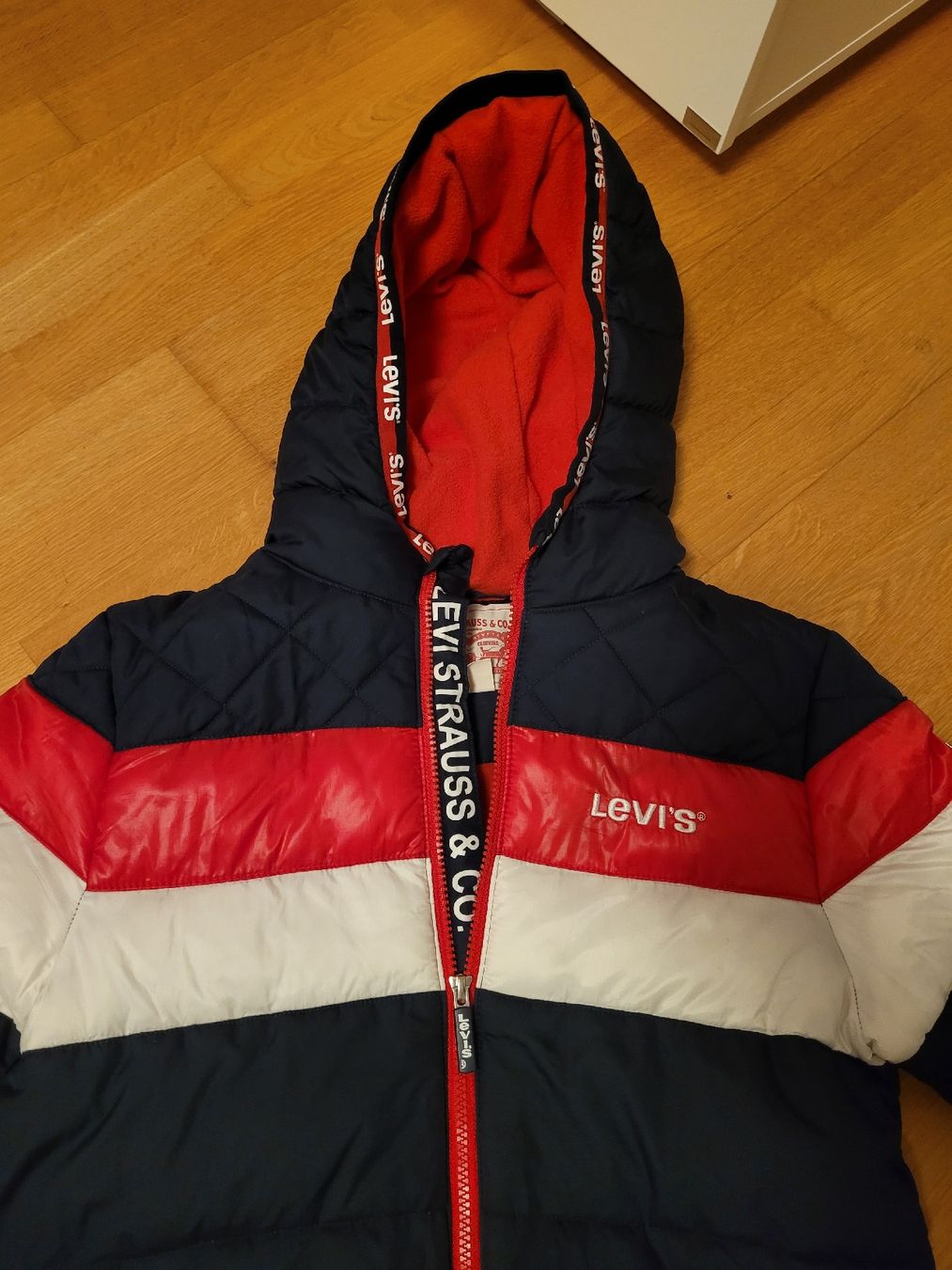 Levi's Giacche & Cappotti: Winterjacke Levi's Neu Gr. 164 – Nuovo (secondo la descrizione) da Biel/Bienne venduto da Aare5 1