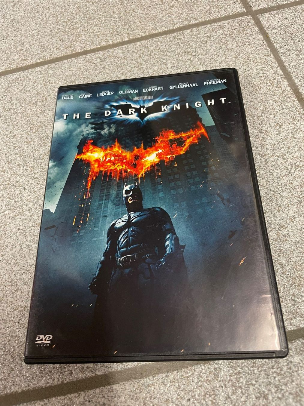 Tutti i DVDs: The Dark Knight (DVD) – Usato da Eschen venduto da 33shaggy33