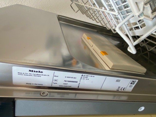 Miele Lavastoviglie: Abwaschmaschine Miele G3625-SCi JG. 20.11 2024 – Usato da Niederhasli venduto da Tigerproduct 2