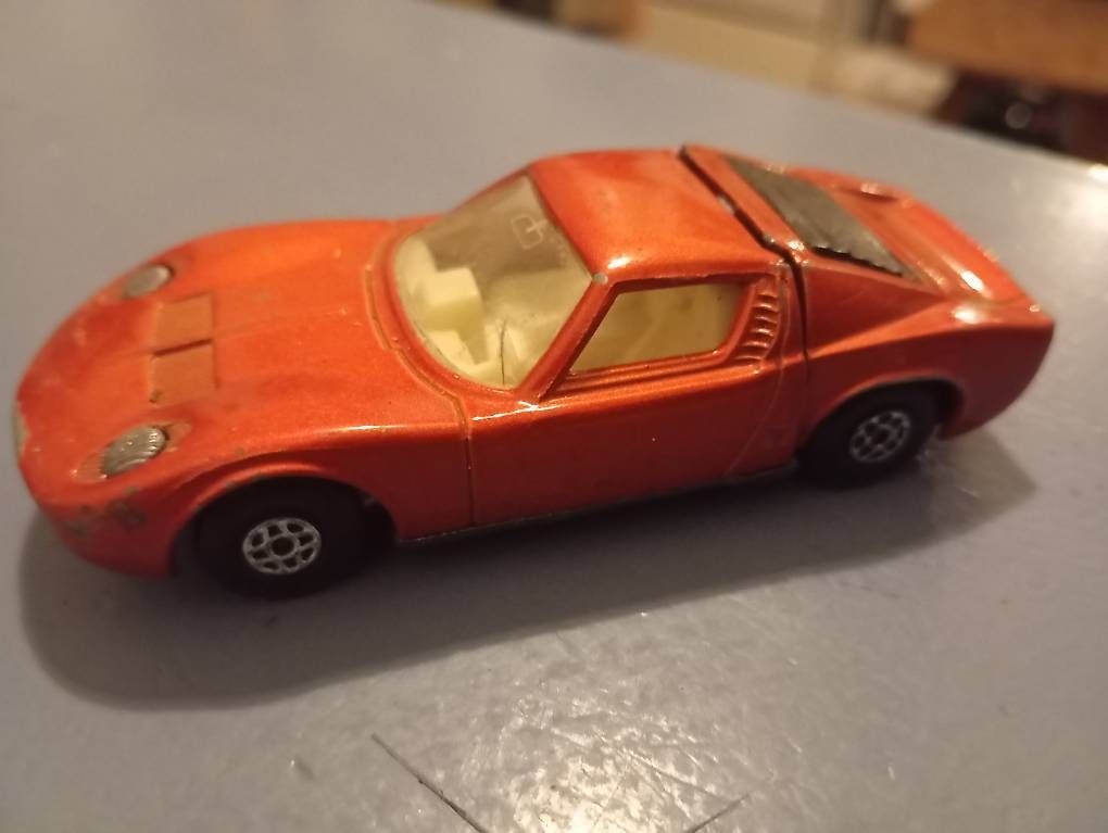 Lamborghini Modellautos: Matchbox Lamborghini miura – Gebraucht aus Basel von Petergunn