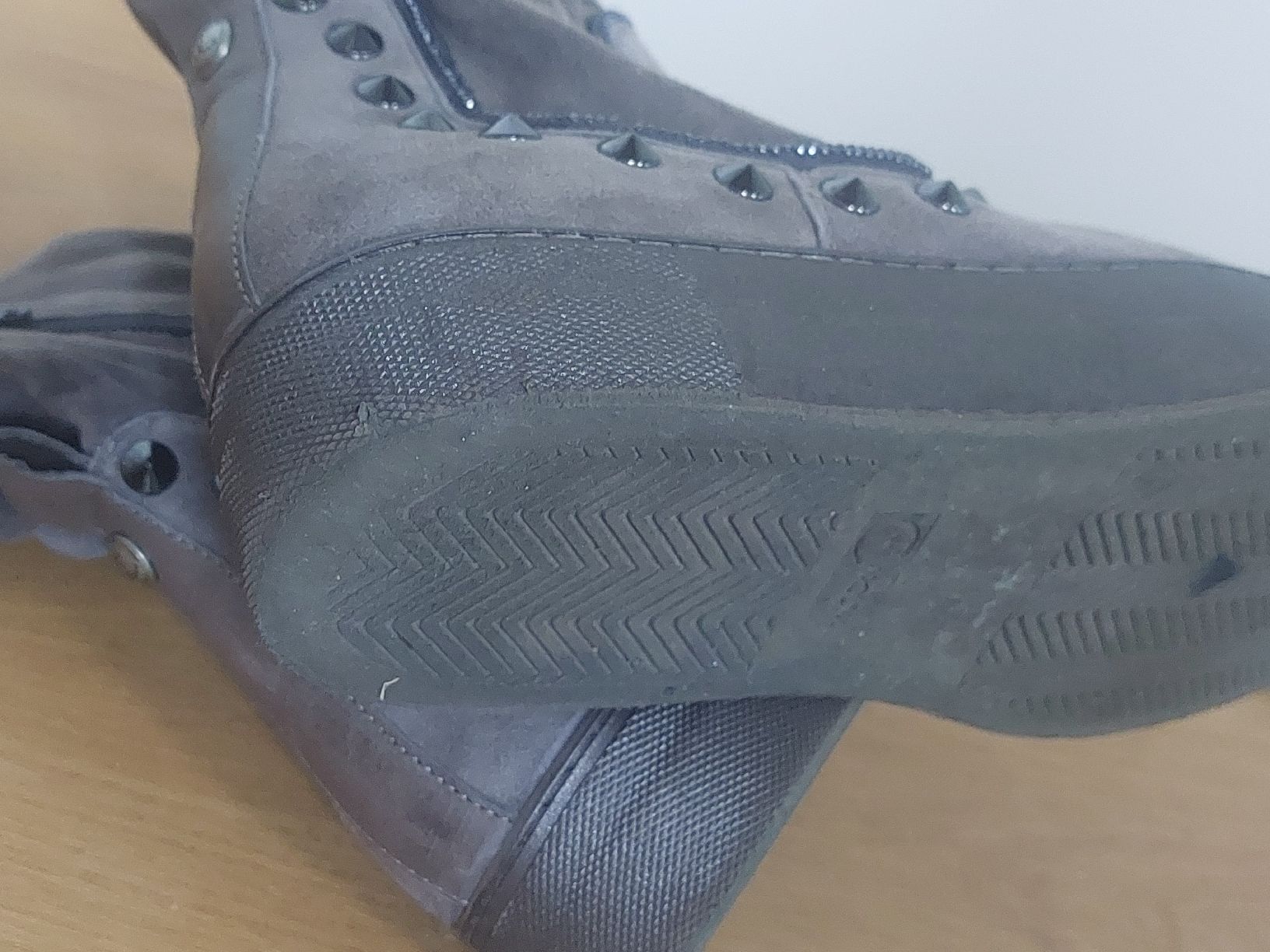 AGL Damenschuhe: AGL Stiefeletten 36 – Gebraucht aus Münchenstein von luksack 5