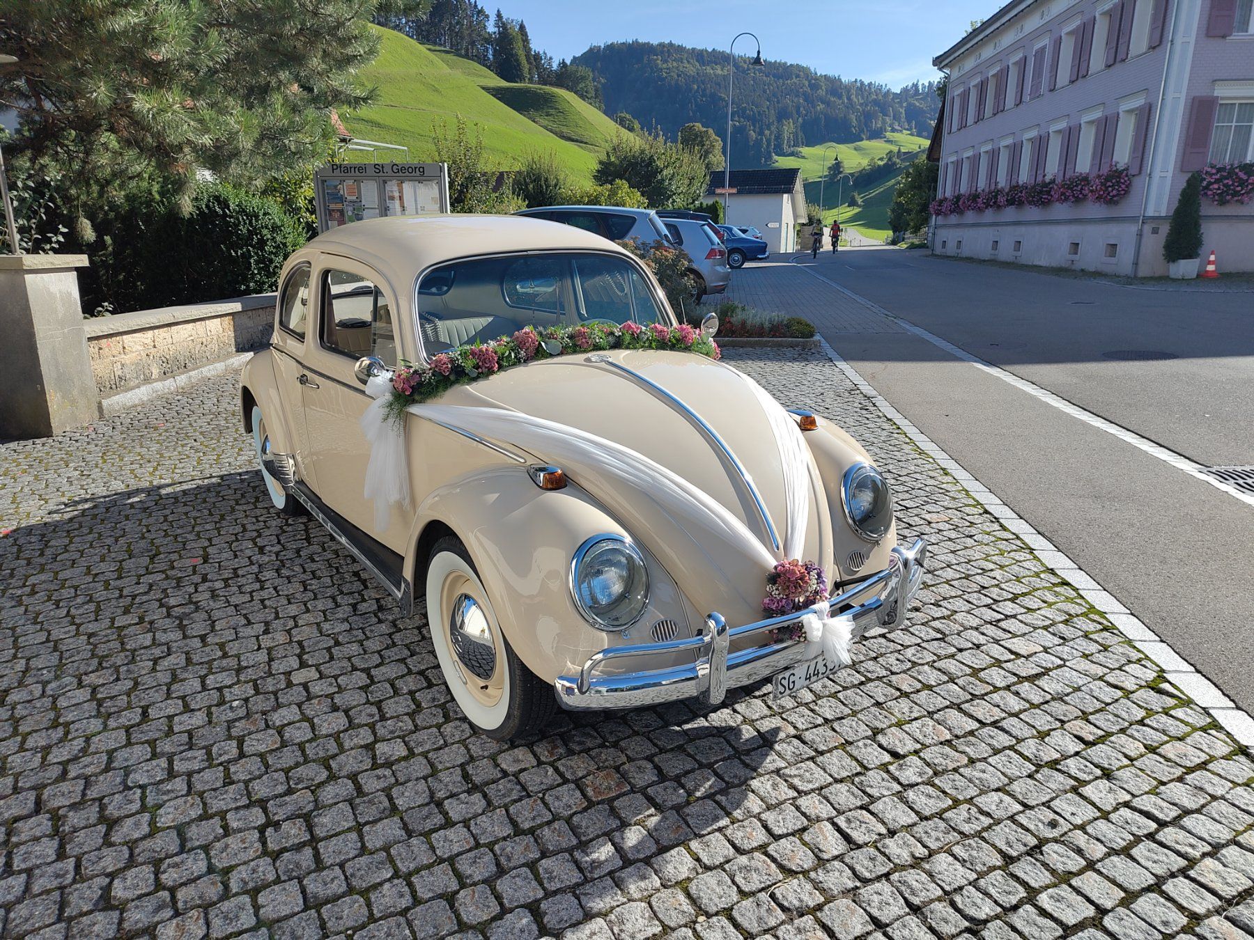 VW Automobili: VW Käfer 1961 Beige – Usato da Mühlrüti venduto da Cor_5kwm