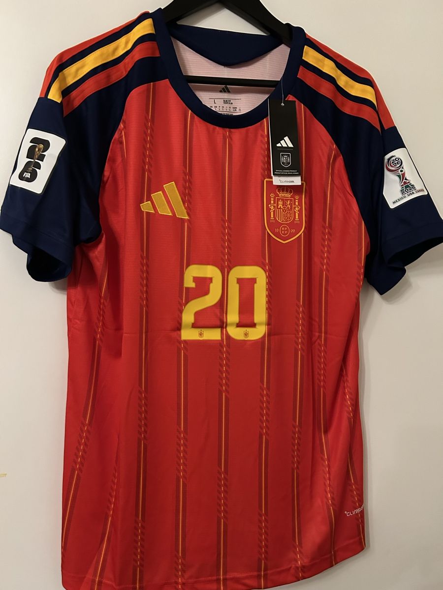 Adidas Leibchen & Hosen: WM26 Spanien #20 Pedri Jersey – Neu und originalverpackt aus Effretikon von PrimeTimeB