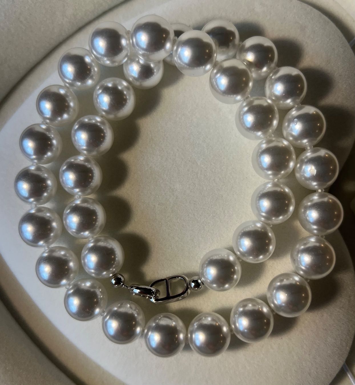 Catenine: Halskette mit Perlmuttperlen 12 mm 45 cm Silber 925 – Nuovo (secondo la descrizione) da Bern venduto da Steinfieber 2