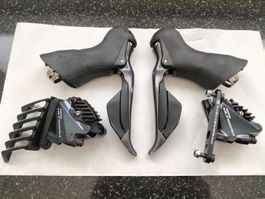 Shimano Ultegra R8070 11-Gang Di2 STI mit R8070 Bremssätteln