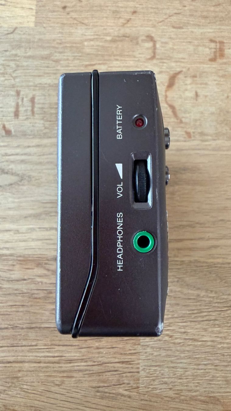 Sony Tragbarer Mediaplayer: Walkman Sony WM-DD22 Quartz – Defekt aus Nänikon von marcusg70 4