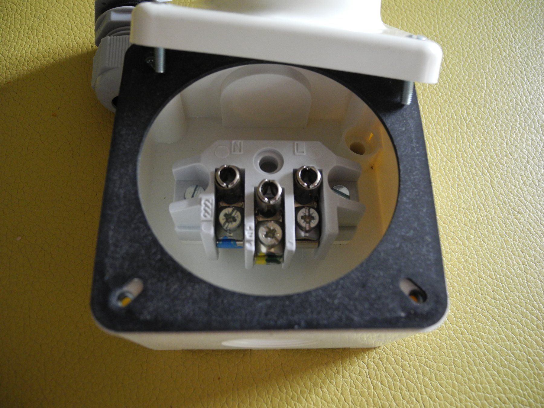 Stecker: Nass Steckdose – Neu (gemäss Beschreibung) aus Worb von kebe01 3