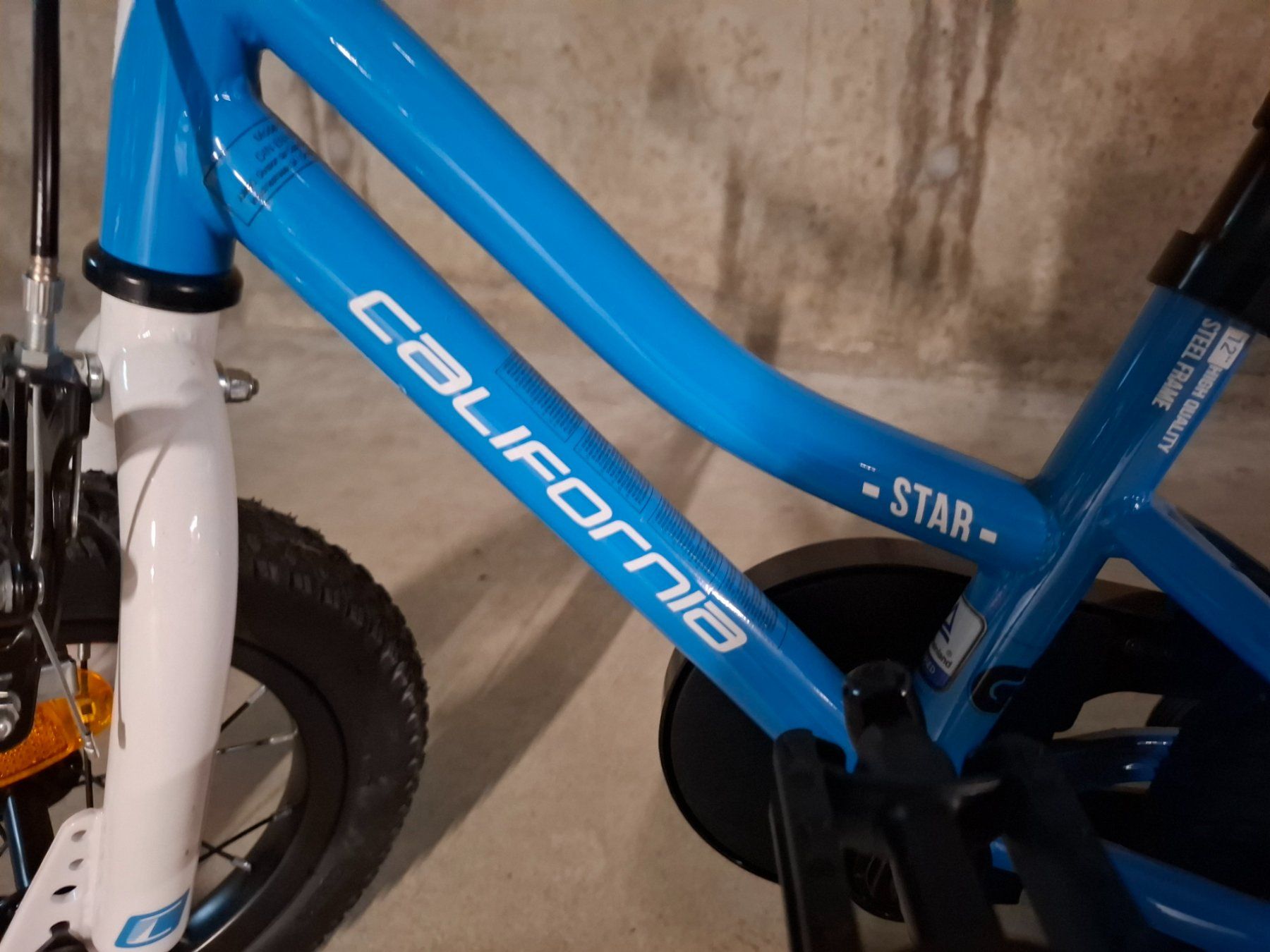 Vélos: Kindervelo California – Neuf (Voir description) à Thayngen par crissou 3