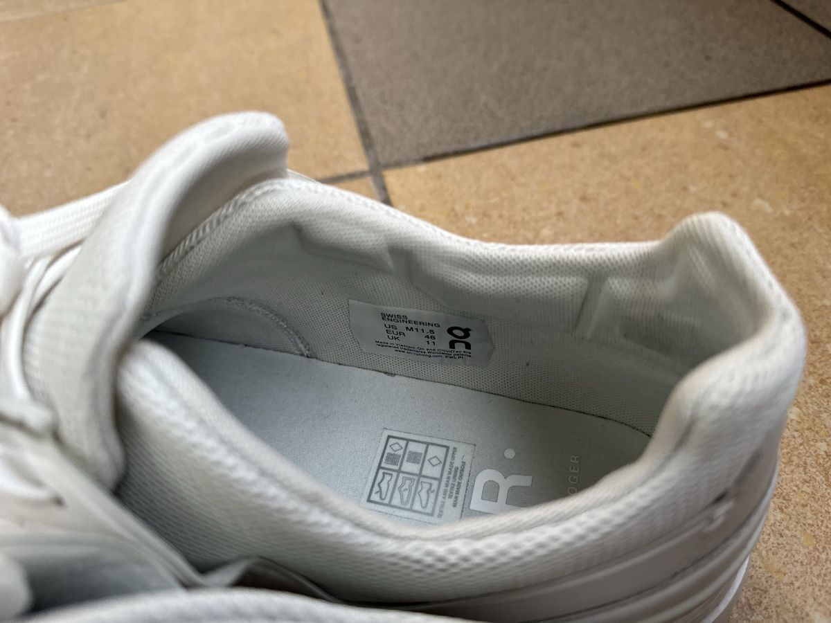 On Scarpe da uomo: On Cloud Schuhe "The Roger Advantage" WIE NEU – Usato da Kriens venduto da Ileriadiamore 2
