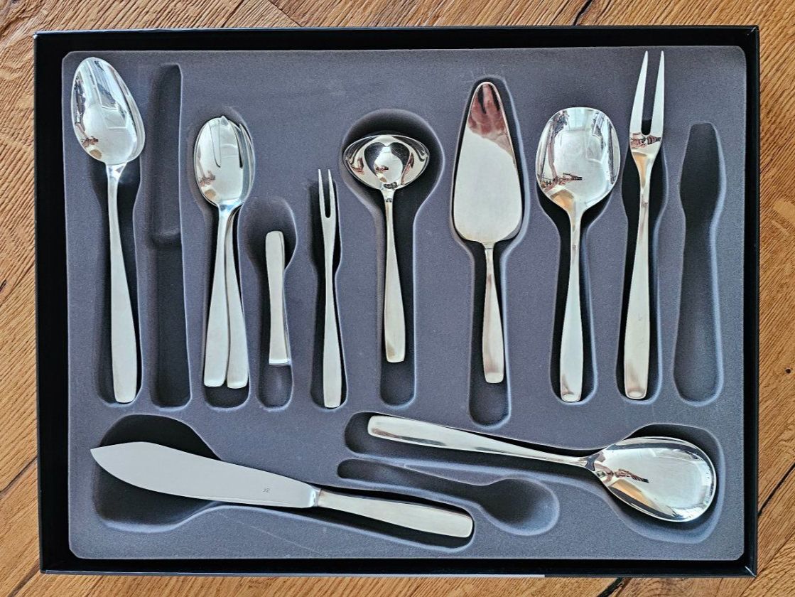WMF Bestecksets: WMF Klassiker versilbert, Komplettset inkl. Servierbesteck – Neu (gemäss Beschreibung) aus Feusisberg von rothfels 1