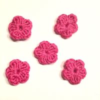 5x Blumen pink gehäkelt 25 mm