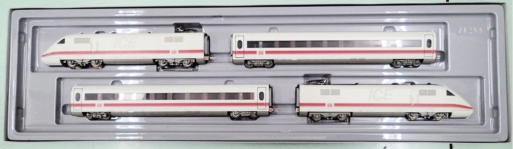 Märklin 81304 – Train Longue Distance DB – Moteur à Ancre à Cloche – Éclairage LED – 3 Paires De Bogies Fixes – Modèle HO
