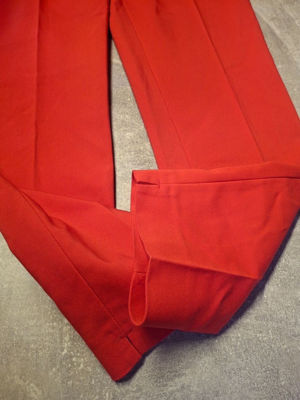 C&A Pantaloni: Pantalon taille 36 48% coton marque C&A – Usato da Villiers venduto da san_jn5w 1