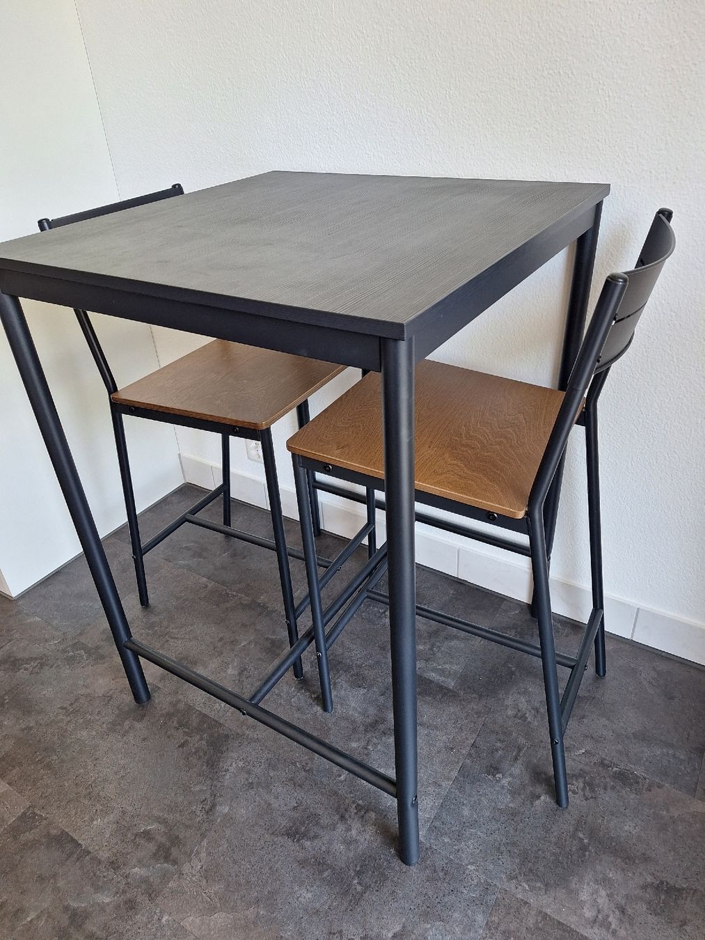 Ikea Tischset: Bartisch mit 2 Stühlen – Gebraucht aus Kriens von pat_5w8t