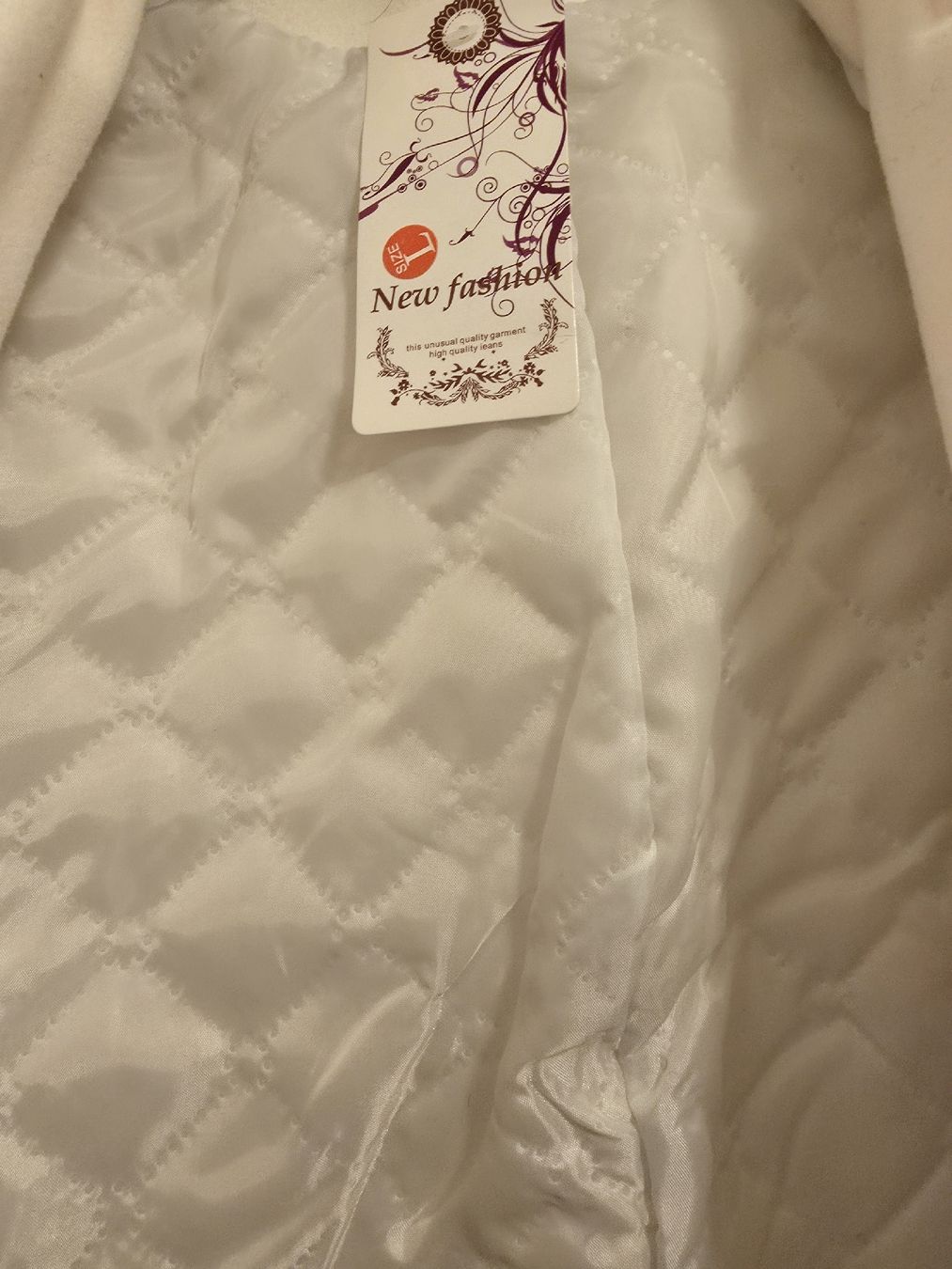 Cappotti: manteau blanc neuf M – Nuovo e nell'imballaggio originale da Corcelles-Payerne venduto da Shielddd 1