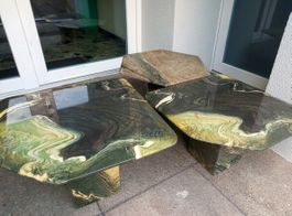 Set de 3 tables basses en pierre marbrée