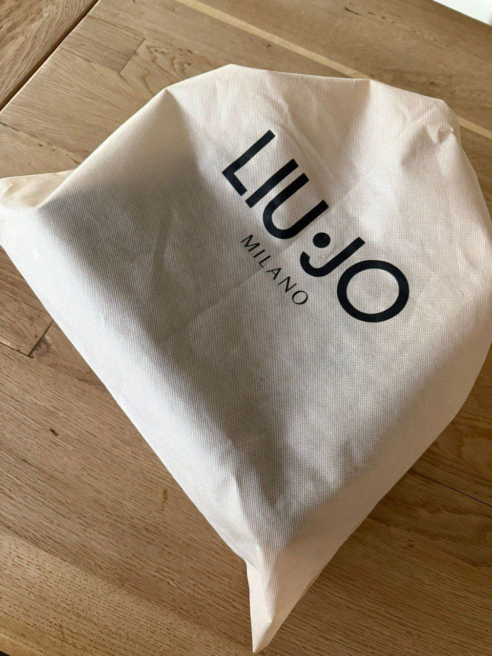 Liu Jo Borse da donna: Liu Jo Handtasche, neuwertig – Usato da Thalwil venduto da tom_mas 2