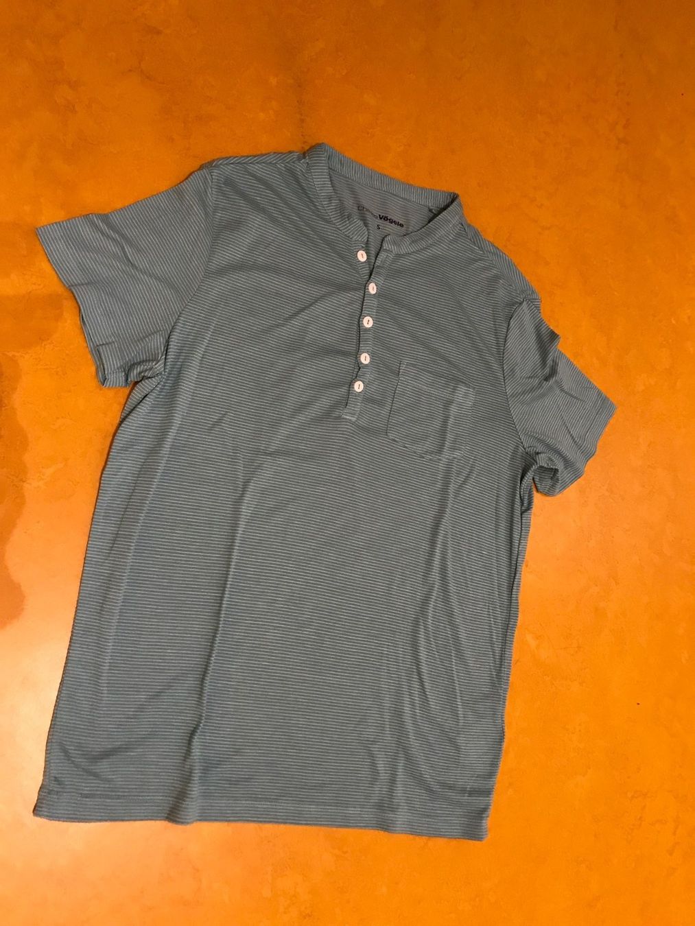 T-shirt: T-Shirt – Usato da Dietwil venduto da daro02 2