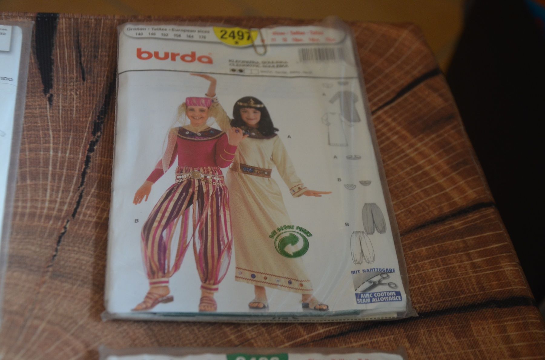 Tessuti: BURDA SCHNITTMUSTER (2497) – Usato da Chiasso venduto da Dolly015