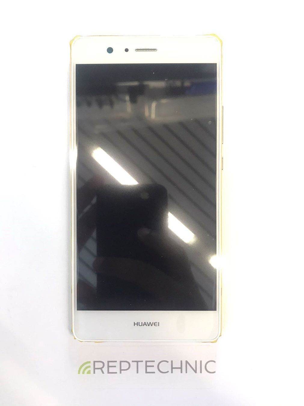 Huawei Handys / Smartphones: Huawei P9 LIte Display mit Rahmen – Neu und originalverpackt aus bern von reptechnic 1