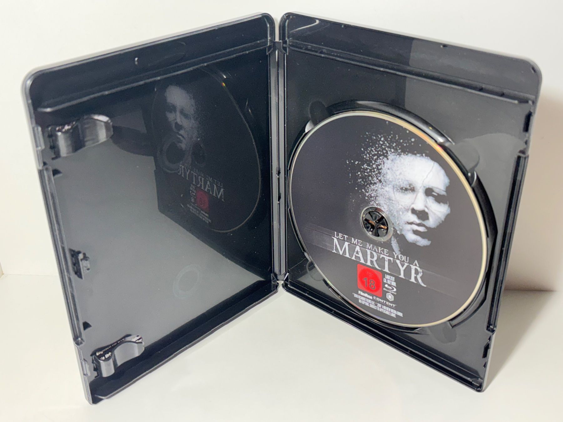 Tutti i DVDs: Let Me Make You A Martyr Blu Ray – Usato da Wilderswil venduto da Mr.Fury 2