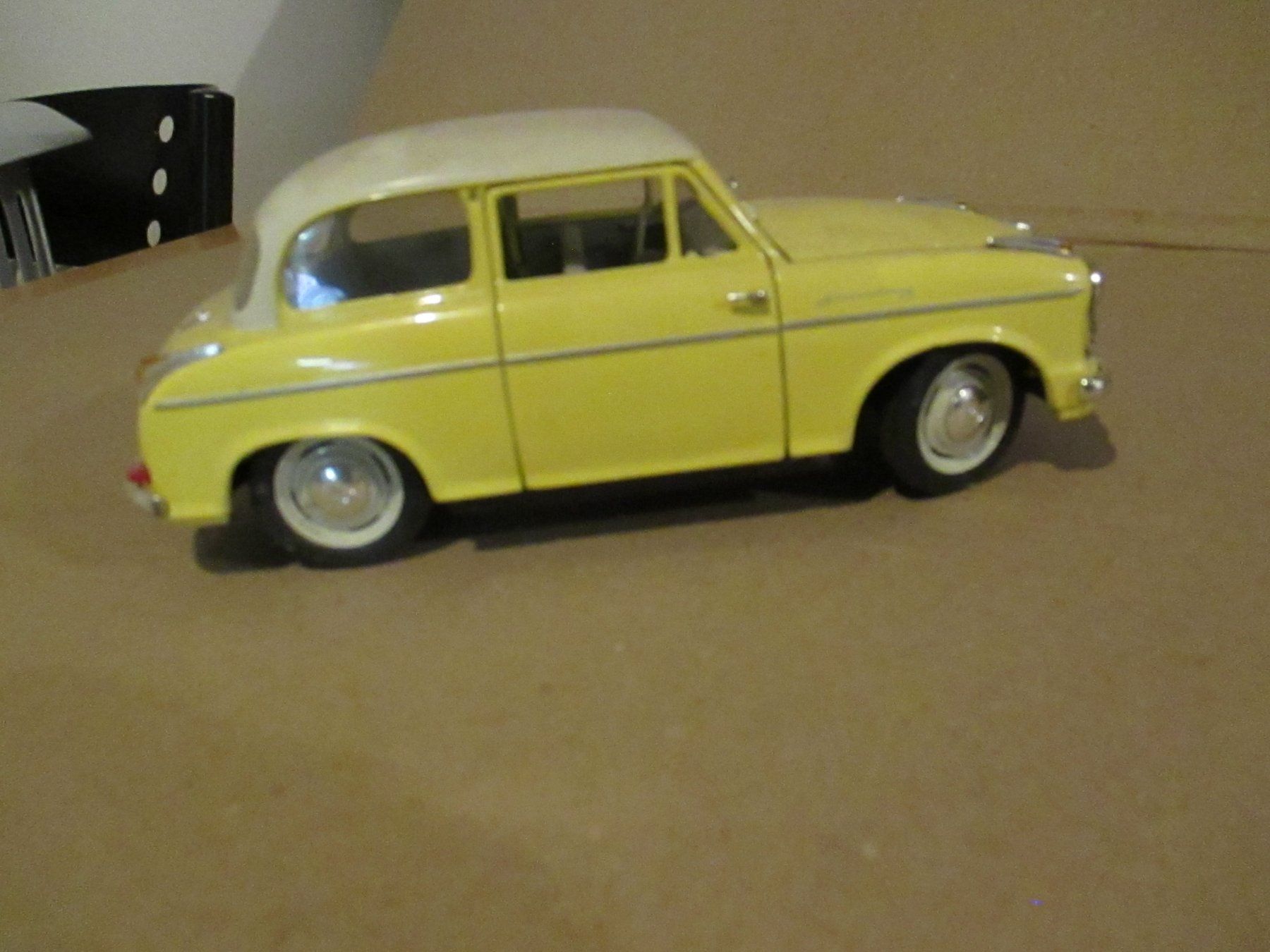 Revell Modellini d'auto: Lloyd Alexander TS Revell 1/18 – Difettoso da Felsberg venduto da sanwill 3