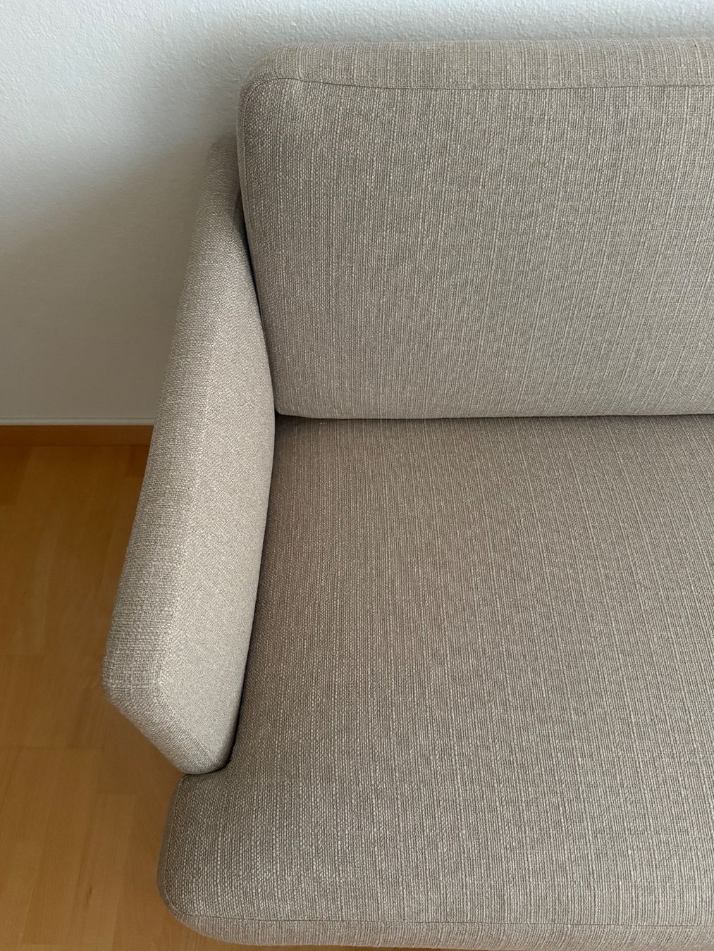 Westwing Sofas: Westwing Fluente Sofa 3-Sitzer – Gebraucht aus Zürich von car_8mpw 5