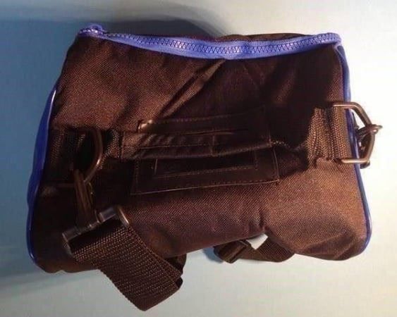 Borse: Tasche für Atemregler oder Instrumente – Nuovo (secondo la descrizione) da Cresciano venduto da TicinoGrigioni 1