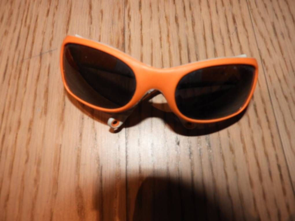 Occhiali & Lenti: Kindersonnenbrille – Usato da Hergiswil NW venduto da Noema2006