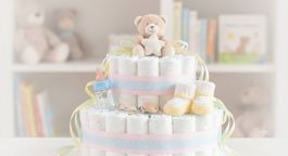 Windeltorte Geschenk zur Geburt dekorativ