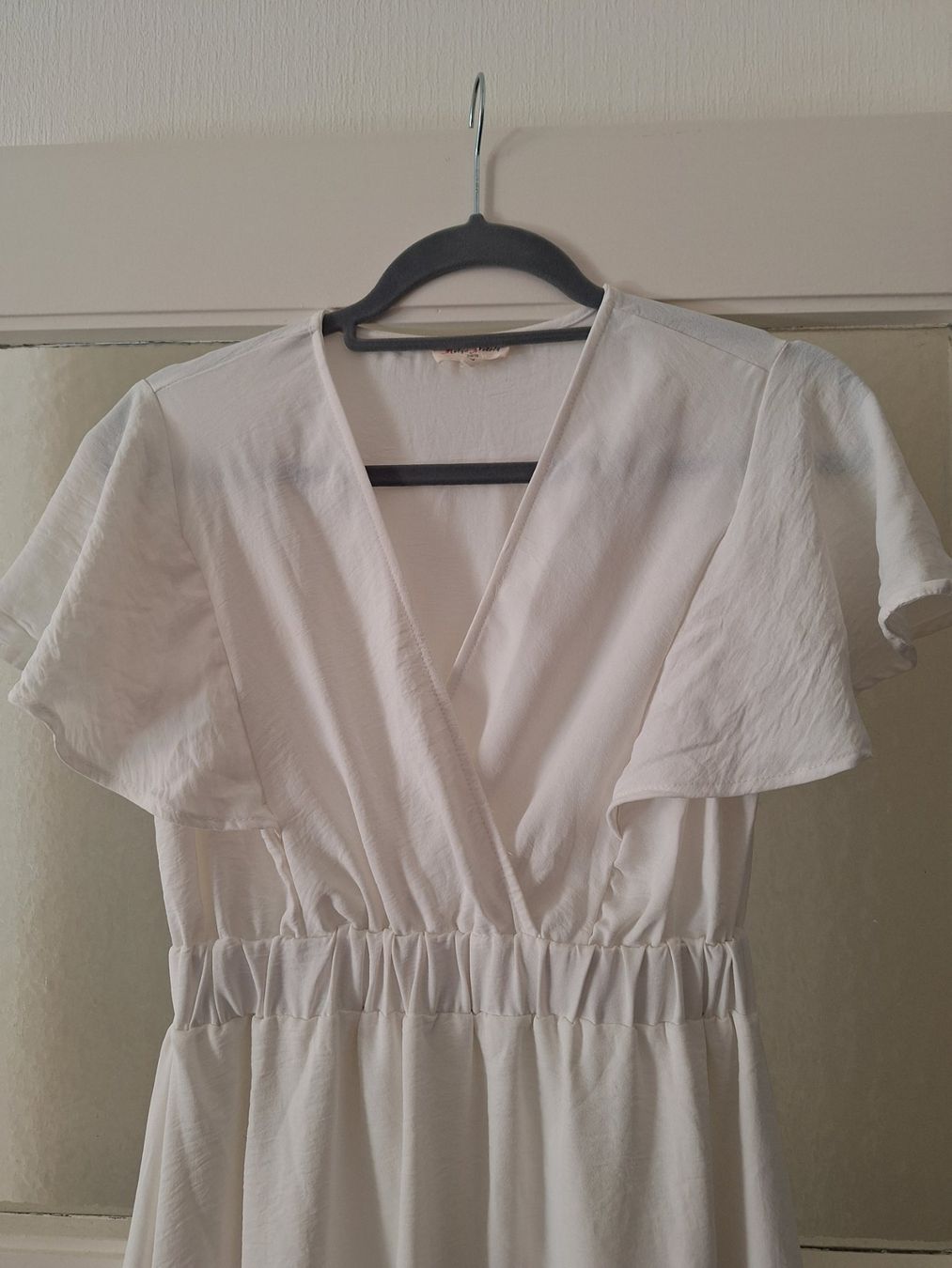 Kleider: Robe blanc cassé taille S – Gebraucht aus Lausanne von anta-123 1