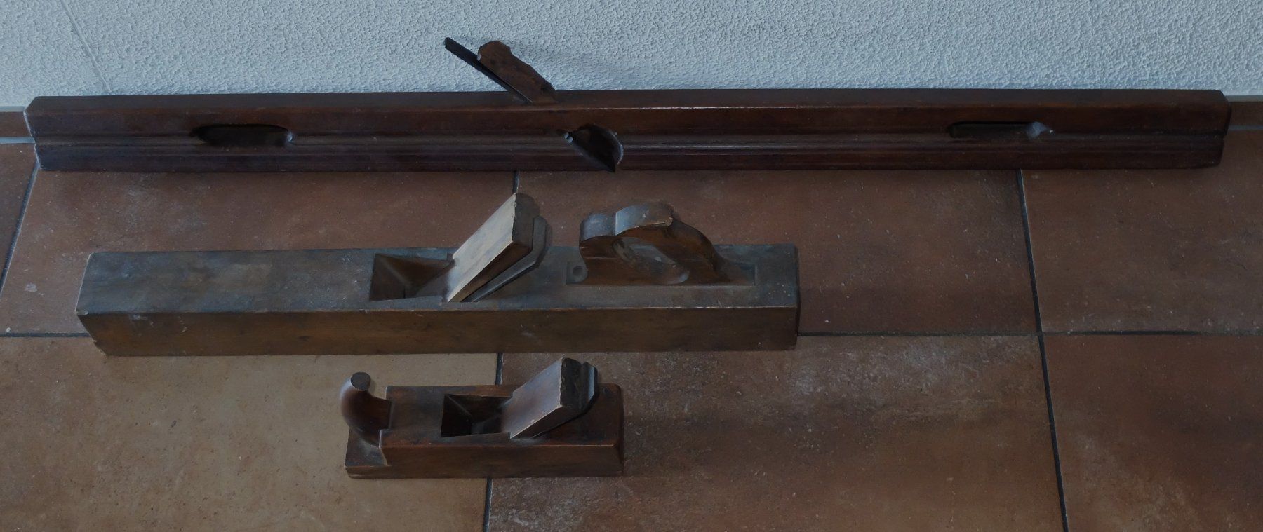 Tutti gli attrezzi: 3 Hobel antik – Usato da Wangs venduto da Rumauch 3