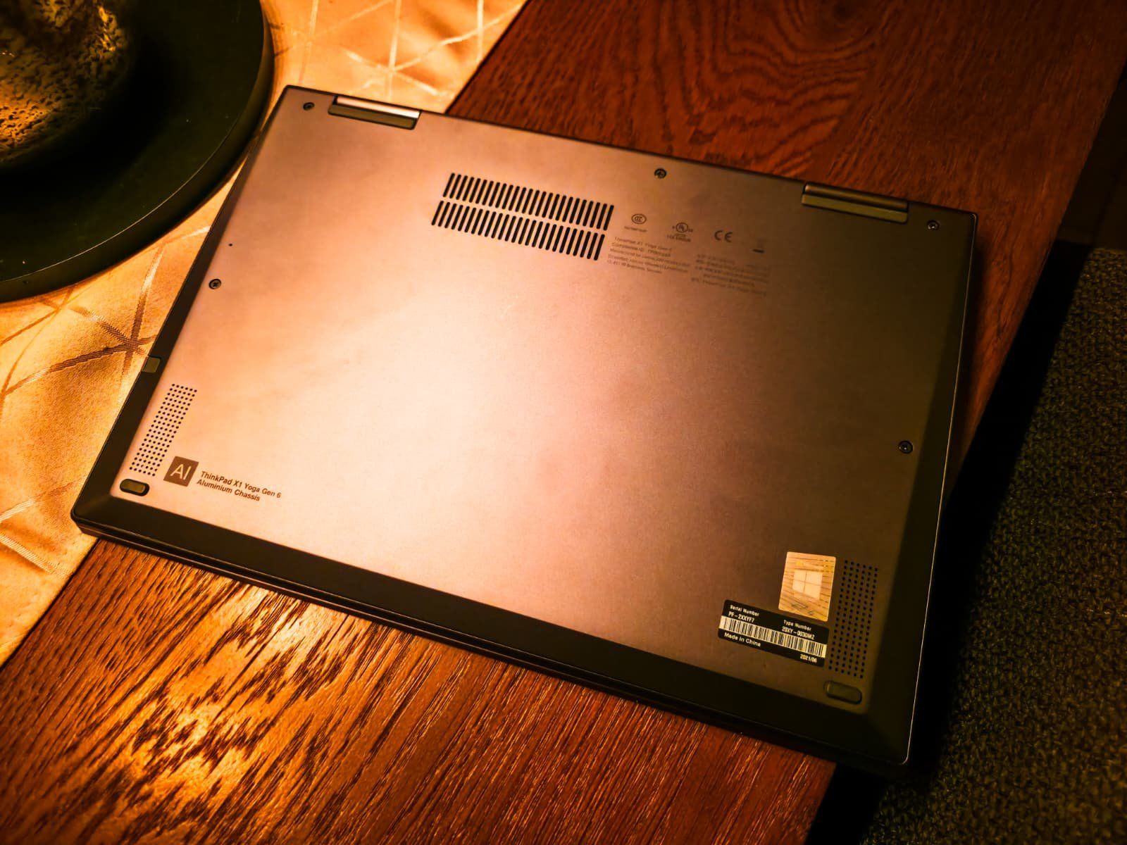 Lenovo Notebook: Lenovo ThinkPad X1 Yoga Gen 6 – Usato da Küssnacht am Rigi venduto da ro2_ppz6 2