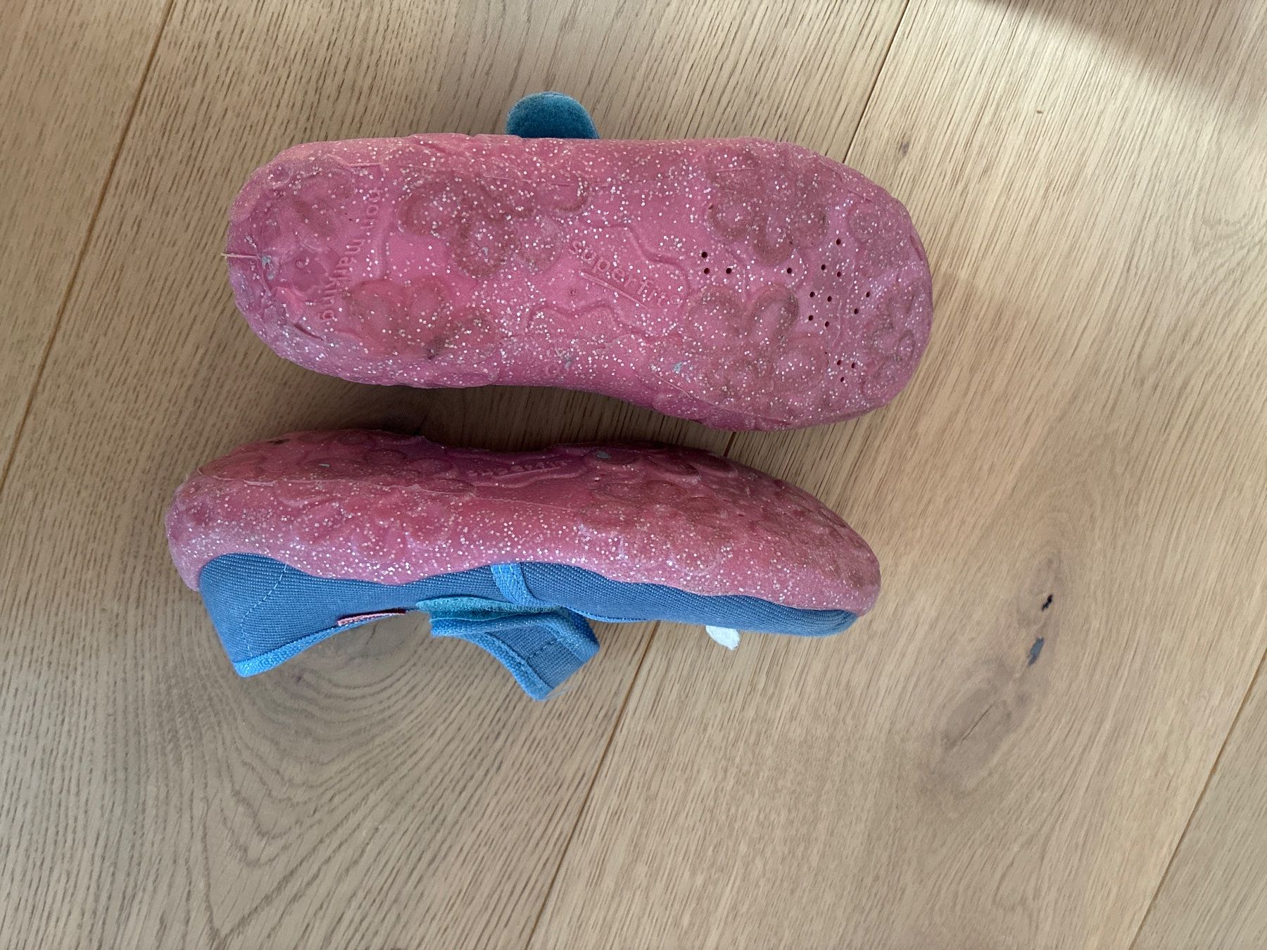 Superfit Scarpe per ragazze: Finken Hausschuhe Superfit 28 Mädchen – Usato da Niederwil AG venduto da Aloha32 1
