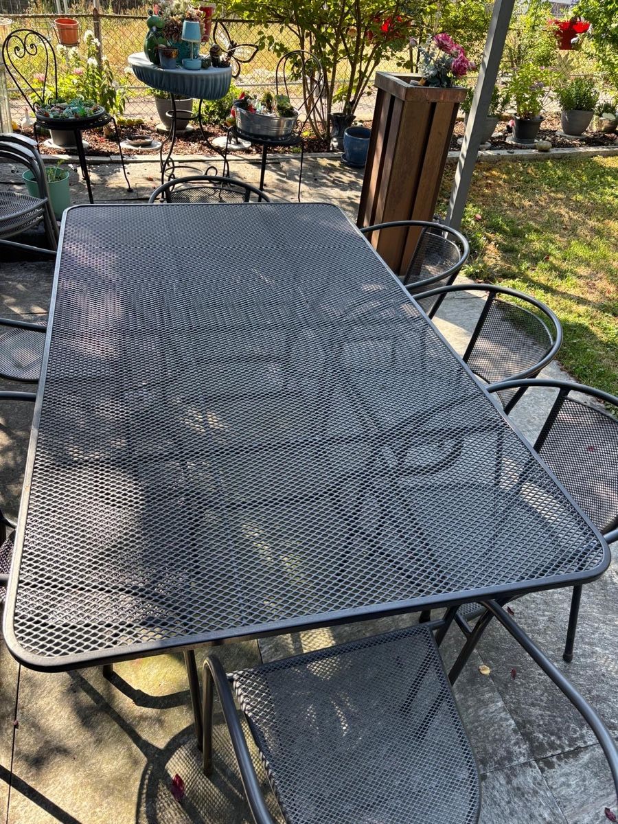 Set di tavolo e panche: Gartentisch mit stühlen – Usato da Mettmenstetten venduto da s.reichlin