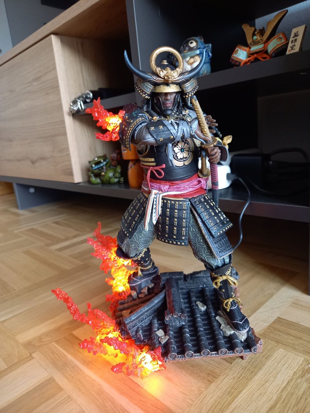 Creed Statuette: Assassin's Creed Shadows - Yasuke 1/8 LED Figur - 28cm – Nuovo e nell'imballaggio originale da Caslano venduto da mecha_gundam 1