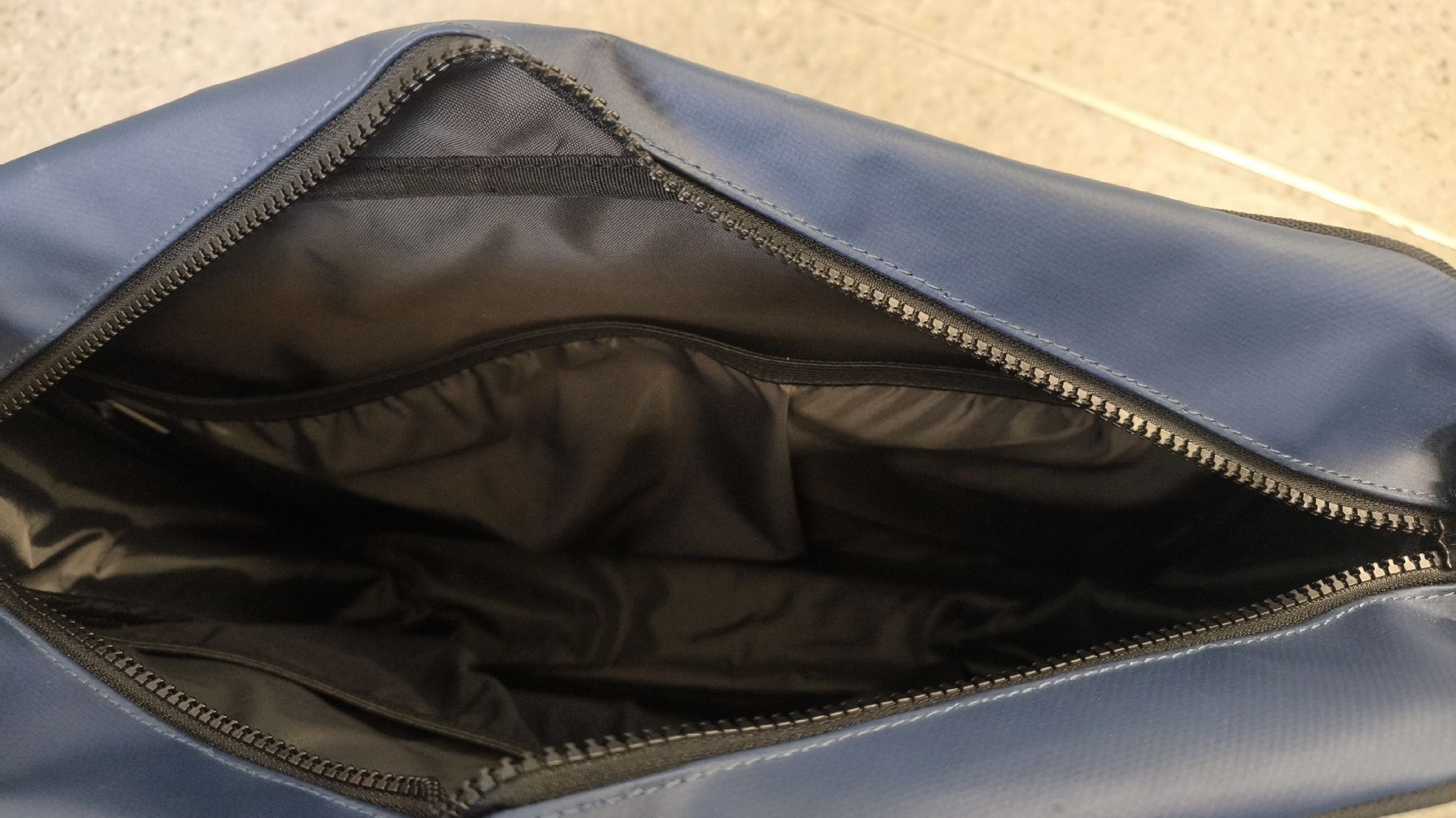 Vaude Borse: Vaude Umhängetasche L - fast neu – Nuovo (secondo la descrizione) da Ebikon venduto da brombomboli 2