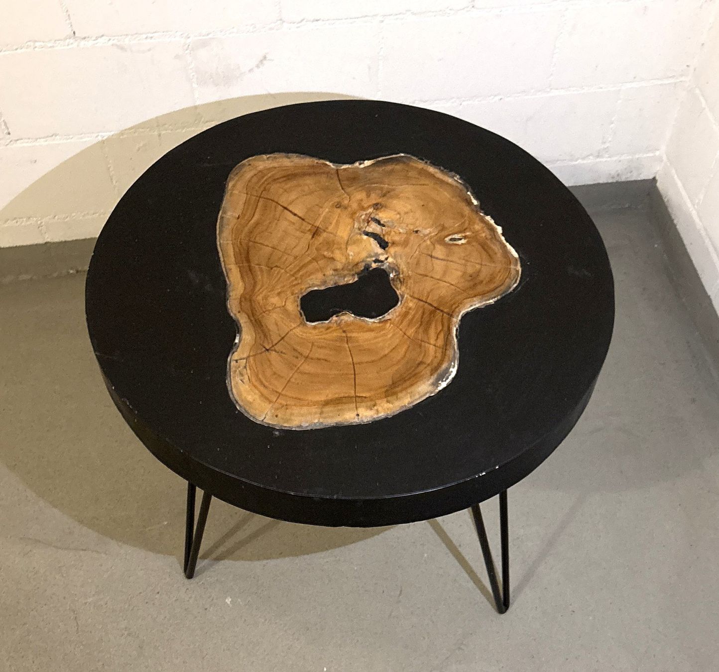 Tische: Beistelltisch rund aus Holz – Gebraucht aus Glattbrugg von Ariel012 4
