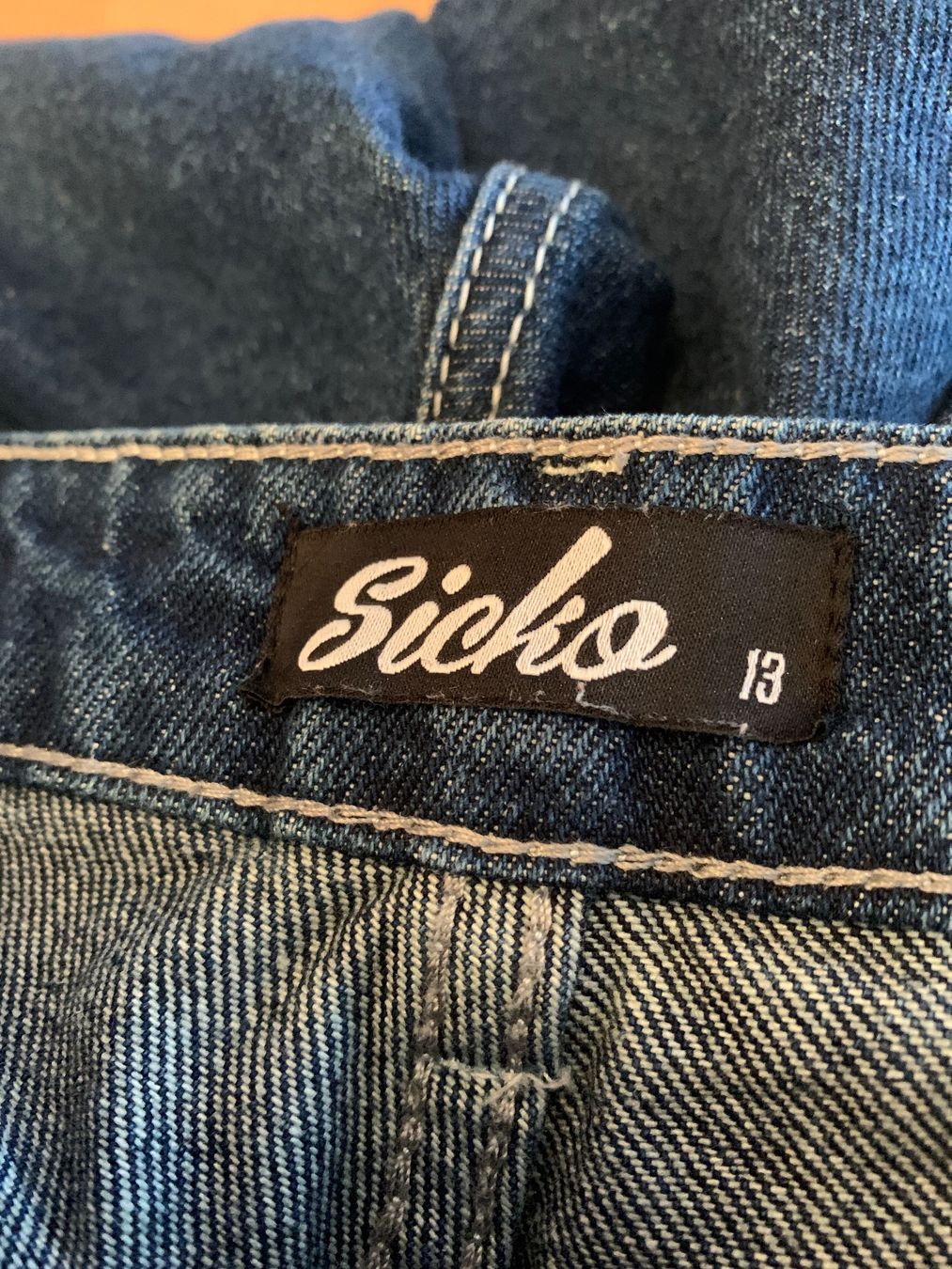Jeans: Magnifique jeans Sicko taille 38 – Usato da MEYRIN venduto da Gwendo10 2