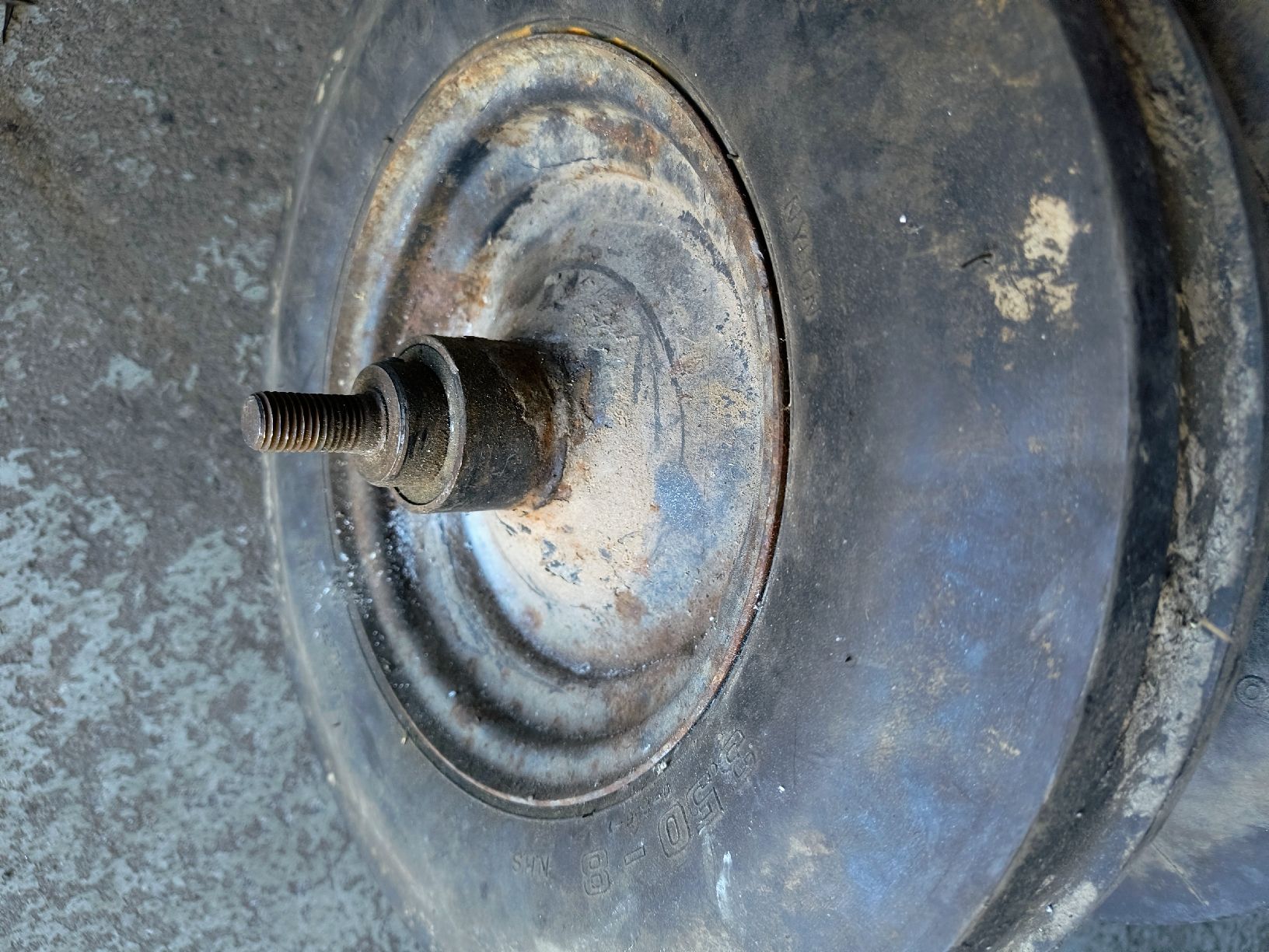 Tutti i ricambio: 2Räder 3,5x8 mit Welle gelagert – Usato da VORDERTHAL venduto da ducati821