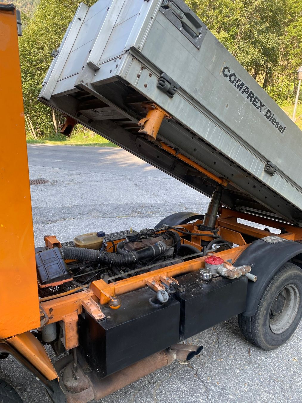 Veicoli commerciali: LADOG / Transporter – Usato da Naters venduto da egarli 1