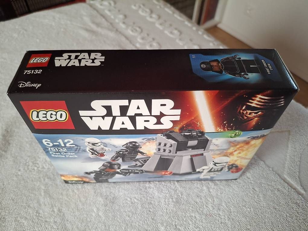 Lego Kit di costruzioni: Lego neuf Star Wars 75132 – Nuovo e nell'imballaggio originale da Prez-vers-Siviriez venduto da rouilj05 2